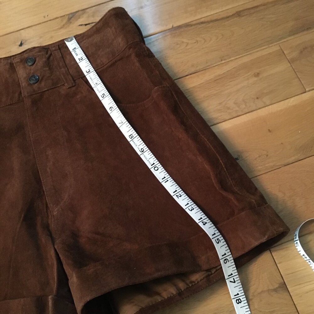 Vintage Express Genuine Leather High Waist Shorts - Picture 12 of 14